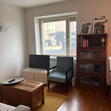 Apartment Beautifully Renovated In Kallio
